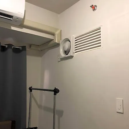 Condo Staycation Near Mall Of Asia